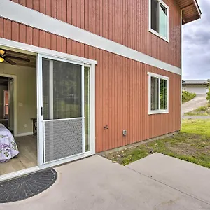Cozy Escape Near Pristine Beaches Kailua-Kona
